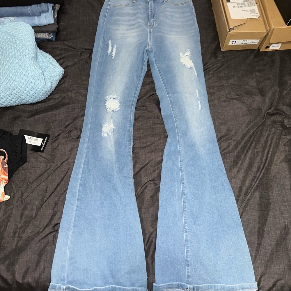 Blue jeans - Picture 2 of 7